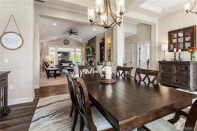 741 Voss St, Enumclaw, WA 98022 - photo 4