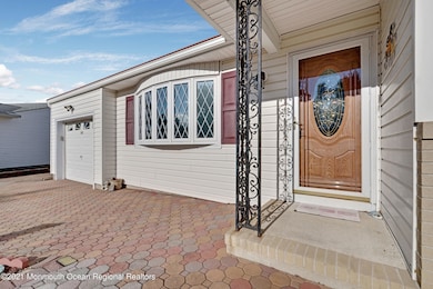 117 Edgewater Ct, Toms River, NJ 08757 - photo 5