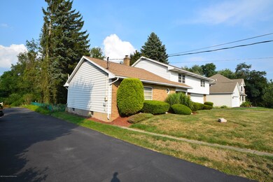 1811 E Gibson St, Scranton, PA 18510 - photo 3