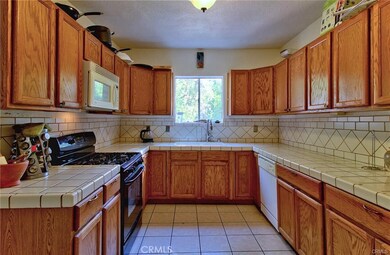 951 Walnut St, Chico, CA 95928 - photo 7
