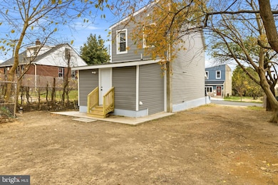 908 N 24th St, Camden, NJ 08105 - photo 2