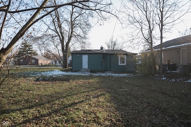 908 W Laurel St, Seymour, IN 47274 - photo 5