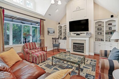3919SagewoodPath-05
