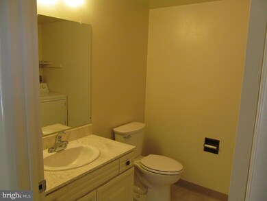 3420 Chiswick Ct, Silver Spring, MD 20906 - photo 6