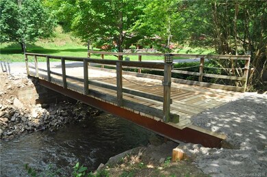 407 Bald Mountain Rd, Burnsville, NC 28714 - photo 4