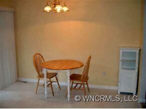 Dinette Area In Kitchen