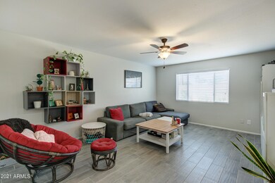7552 E Carol Cir-14