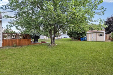 246 W 28th St Holland-16