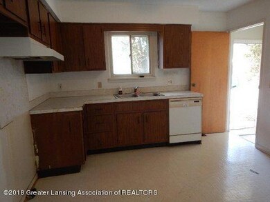 KITCHEN (2)