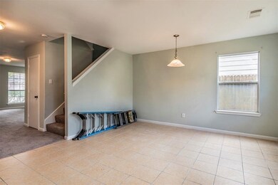 7909 Dyer St, Houston, TX 77088 - photo 4