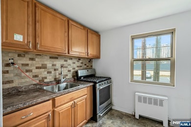 1267 Anderson Ave unit 16, Fort Lee, NJ 07024 - photo 6