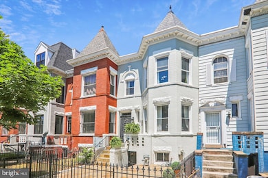 1339 Newton St NW, Washington, DC 20010 - photo 2