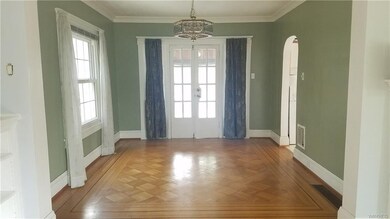 Dining Room - Beautiful floors and moulding