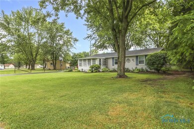 2047 N Watson Dr, Genoa, OH 43430 - photo 4