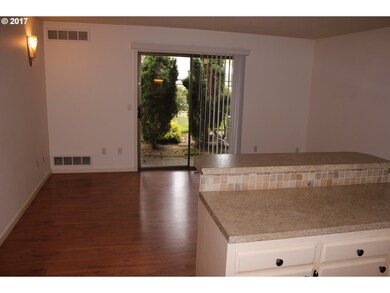Kitchen/Living Room