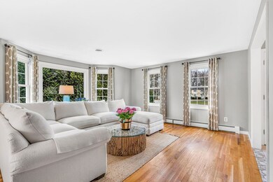 9 Crestview Ave, Medway, MA 02053 - photo 6