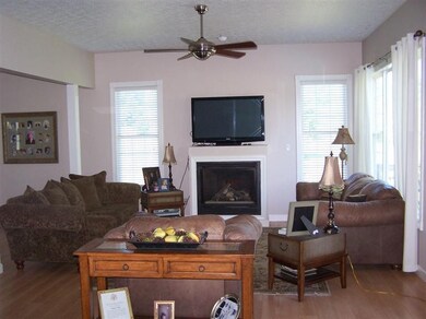 170 Colston Ln, Frankfort, KY 40601 - photo 4