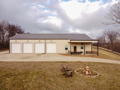 1690 Sq ft. Shop House