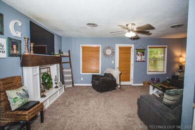 504 Regent St, Ardmore, OK 73401 - photo 4