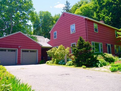 250 Madison Ave W, Holyoke, MA 01040 - photo 2