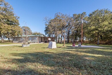 1885 W Highway 114, Paradise, TX 76073 - photo 3