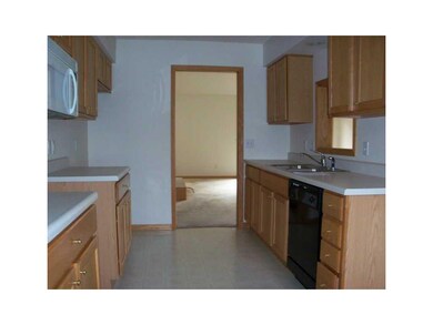 Kitchen. Nice sized kitchen with eat-in area