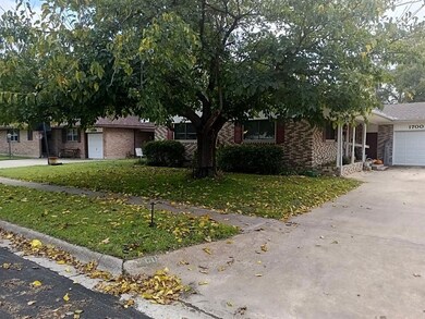 1700 Morningside Dr unit DT, Gainesville, TX 76240 - photo 5