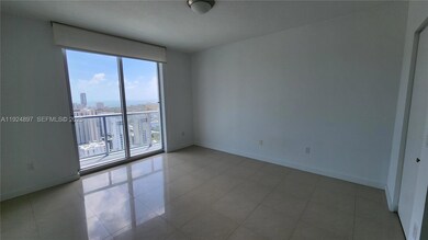185 SW 7th St unit 3814, Miami, FL 33130 - photo 6