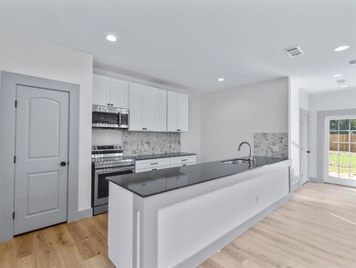 3215 Brazos River Dr, Granbury, TX 76048 - photo 3