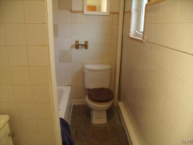 830 Chestnut St unit 1, Allentown, PA 18102 - photo 4