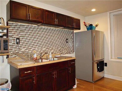 525 E Lafayette St, Norristown, PA 19401 - photo 3