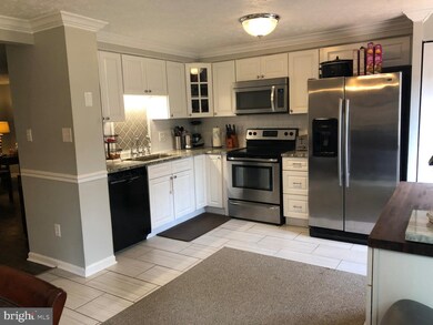 15093 Mill Spring Dr, Dumfries, VA 22025 - photo 6