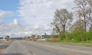 4901 S Muskogee, Tahlequah, OK 74464 - photo 5