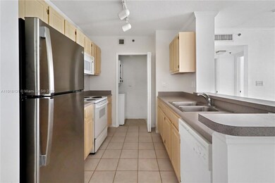 Da Vinci on the Douglas Condiminiums unit 908, Miami, FL 33133 - photo 6