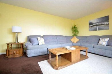 1021 N Jasper St, Allentown, PA 18109 - photo 4