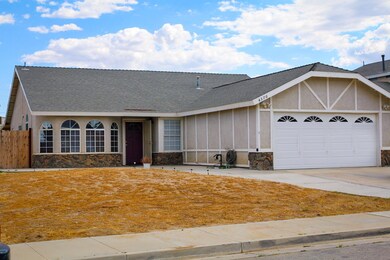 4370 Sonora Ct, Rosamond, CA 93560 - photo 2