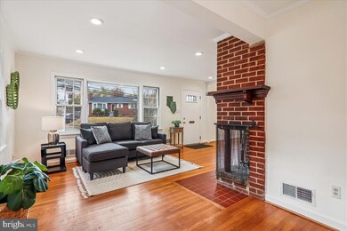 941 N Mckinley Rd, Arlington, VA 22205 - photo 5