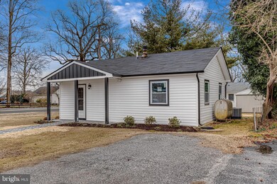 1516 Wilson Point Rd, Middle River, MD 21220 - photo 2