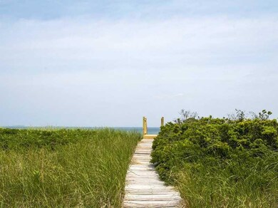 277 Seaside Ave, Saco, ME 04072 - photo 4