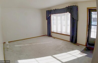 Sunny South Facing living room