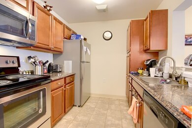 108 W Main St unit 208, Merrimac, MA 01860 - photo 5