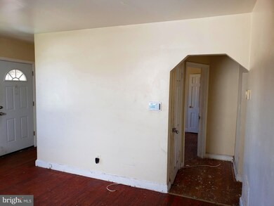 719 Larchmont Ave, Capitol Heights, MD 20743 - photo 5