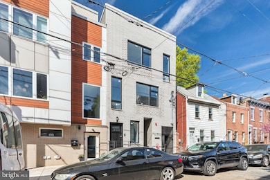 1214 E Susquehanna Ave unit D, Philadelphia, PA 19125 - photo 2