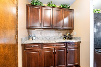 6640 Belleshire St (Interior)-29