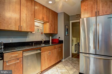 6608 Midhill Place, Falls Church, VA 22043 - photo 4