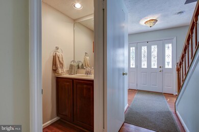 20825 Clear Morning Ct, Germantown, MD 20874 - photo 6