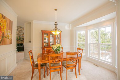 5021 Taylor Ln, Ellicott City, MD 21043 - photo 7