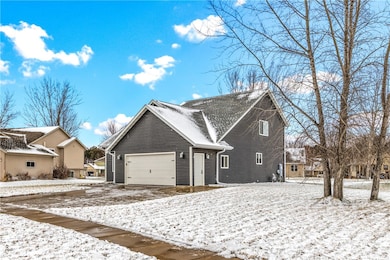 3316 Sanford Ln, Eau Claire, WI 54703 - photo 3