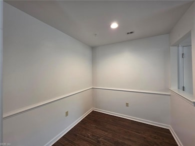 414 Delaware Ave unit 123, Norfolk, VA 23508 - photo 7