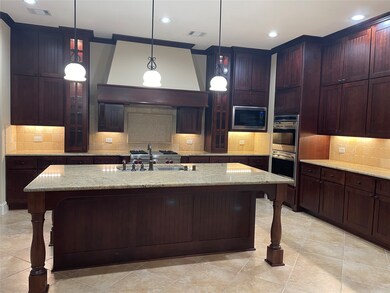 35 Camelot Oaks Ct, Spring, TX 77382 - photo 2